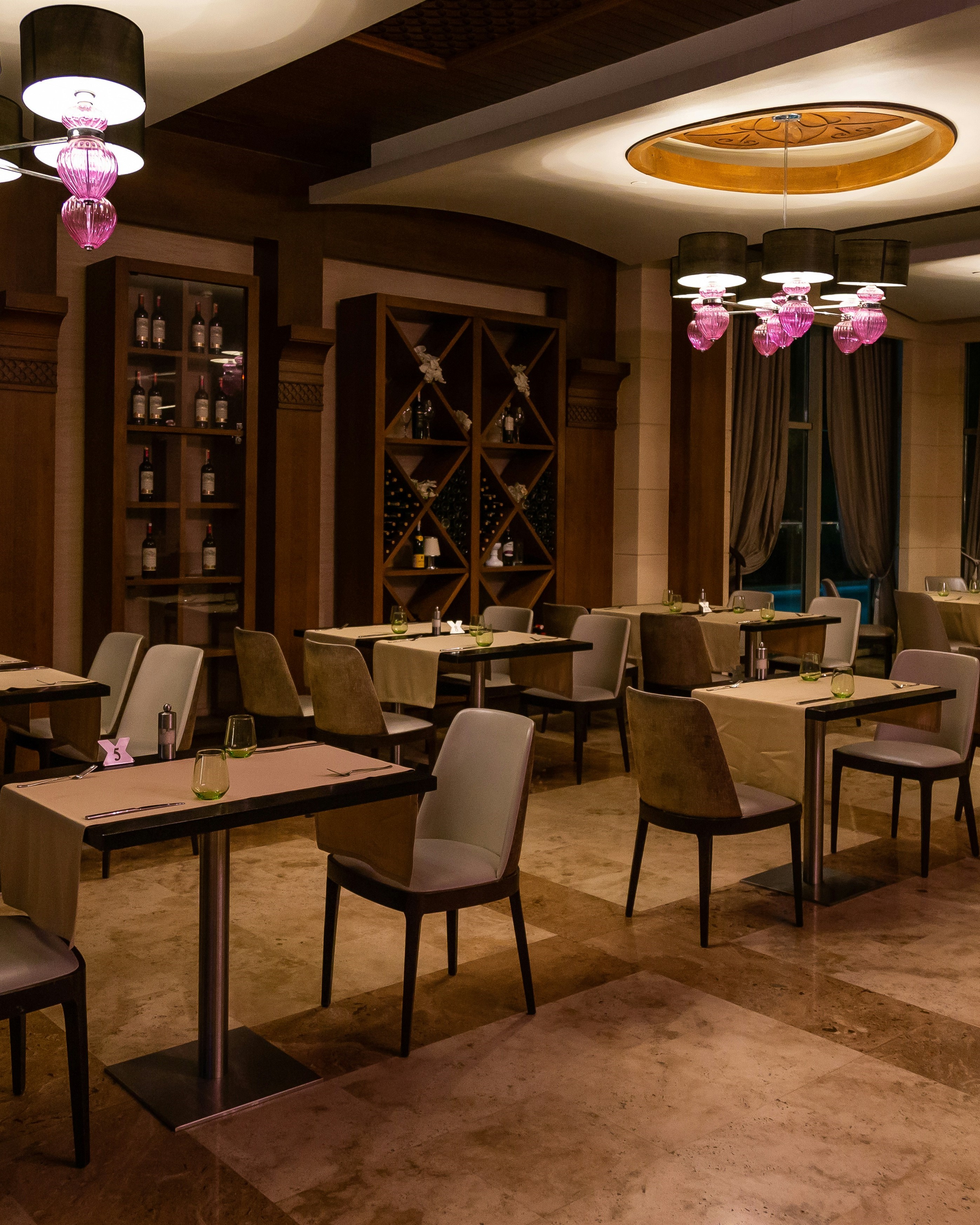Candlelit dining room at Aurum